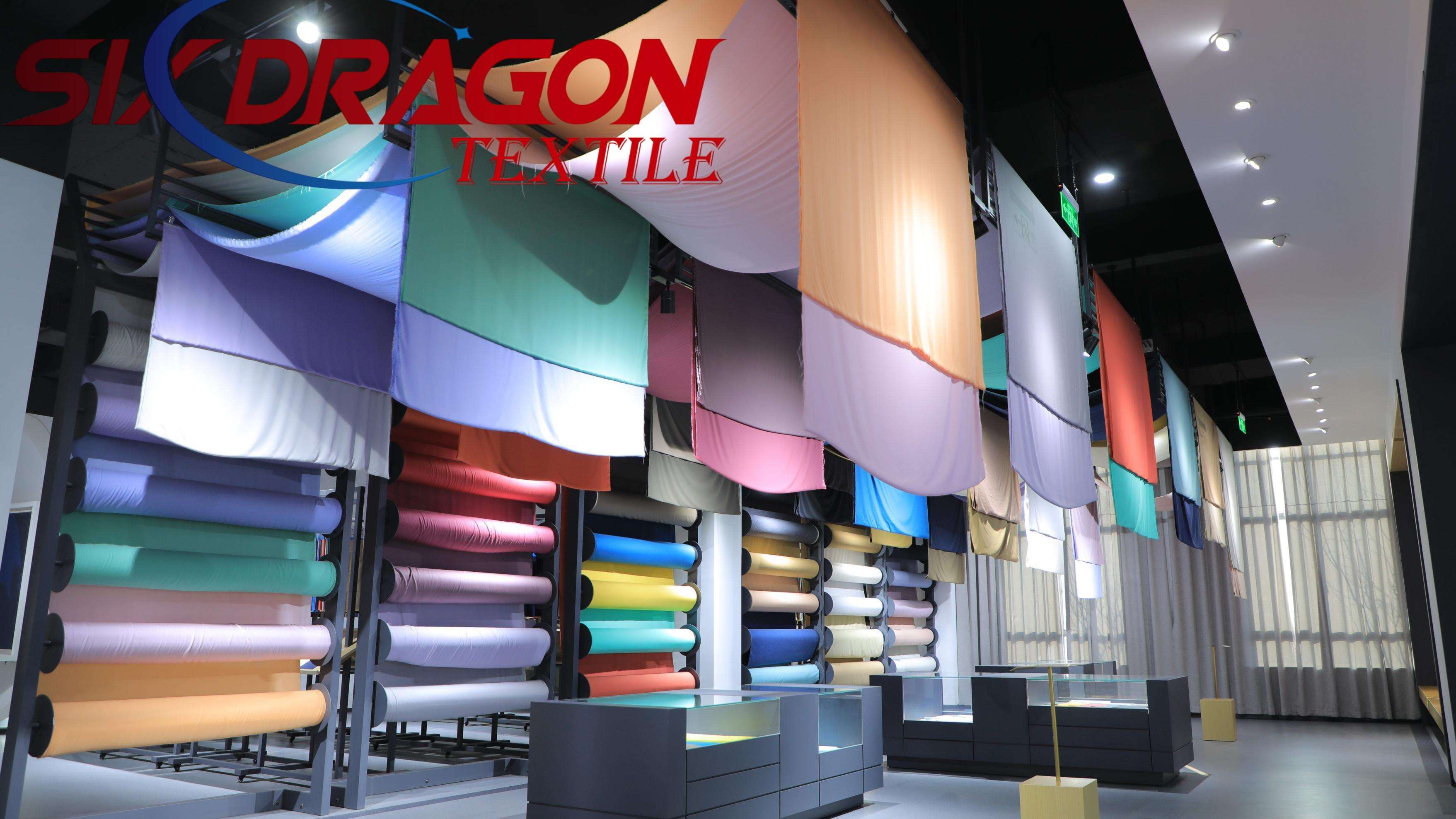 SHOW ROOM01.jpg
