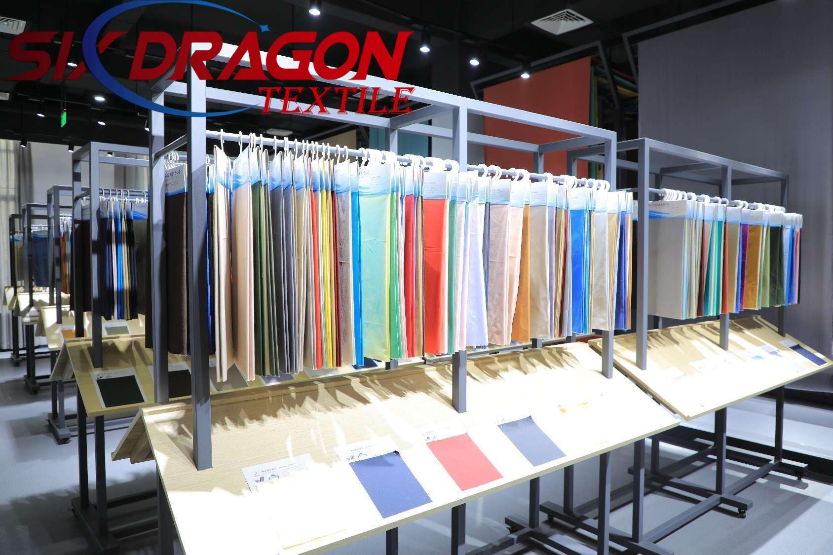 SHOW ROOM02.jpg