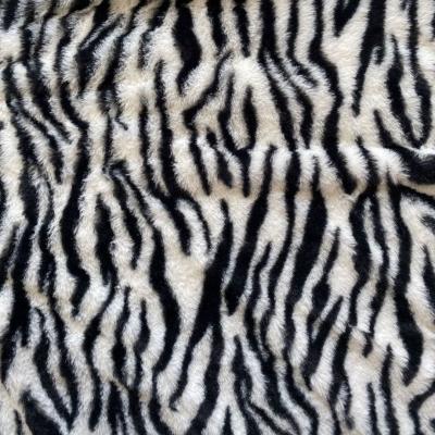 Best Selling  Factory Wholesale Cotton Tiger Print Fabric For Toy Clothing bag