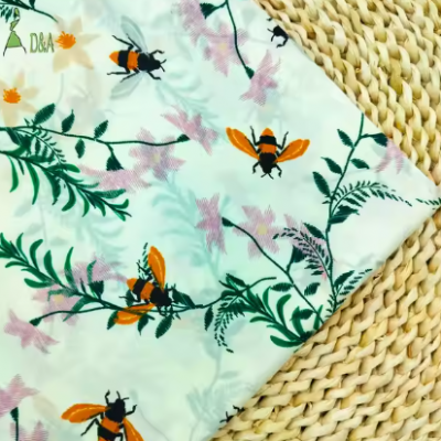 Low MOQ lovely 100% Cotton bee print cotton fabric for shirts & blouses
