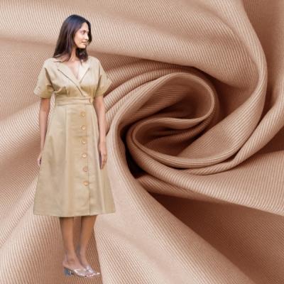 Hot sale lightweight cotton twill fabric for dress shirts
