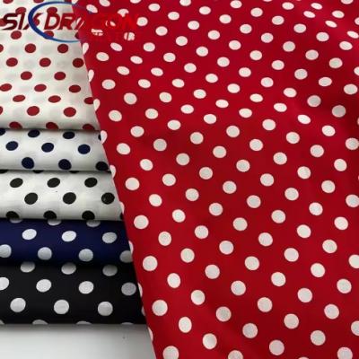 100% Cotton high quality red and white polka dot cotton fabric for garments 